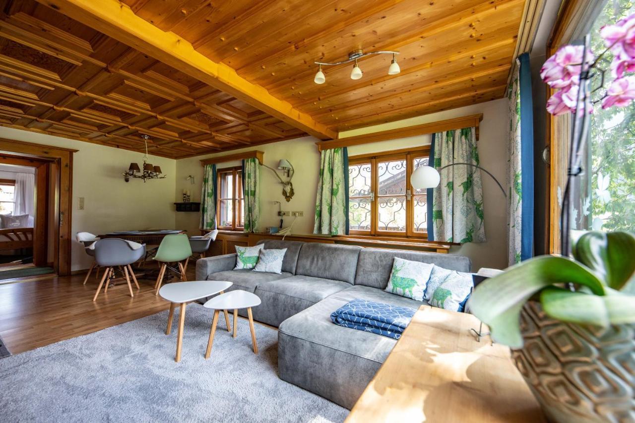 Alpenrelax Haus Weidmannsheil Wohnen Im Romantischen Forsthaus Werfen Exterior photo