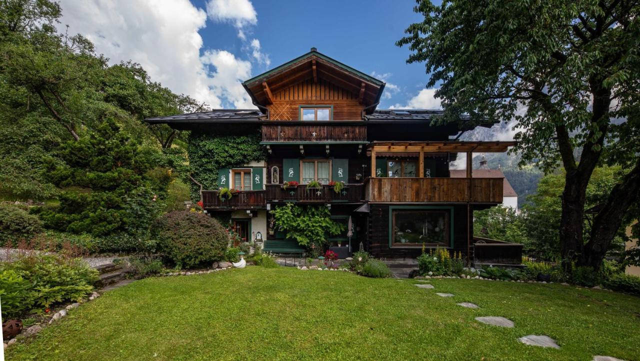 Alpenrelax Haus Weidmannsheil Wohnen Im Romantischen Forsthaus Werfen Exterior photo